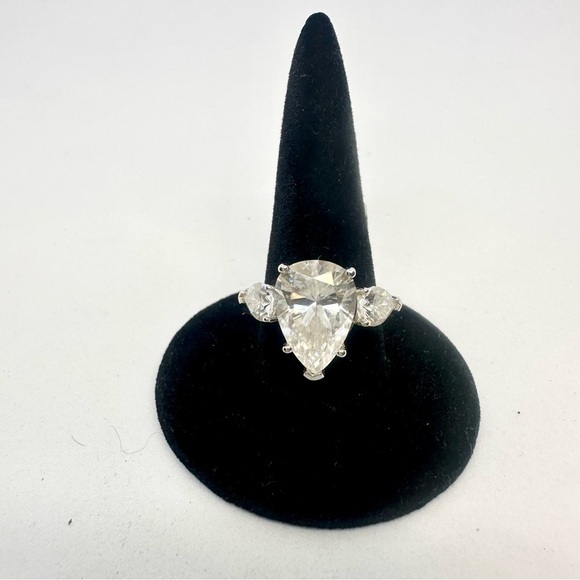Pear Cut Moissanite 3 Stone Ring Past Present Future Trilogy Anniversary Wedding - Picture 4 of 11